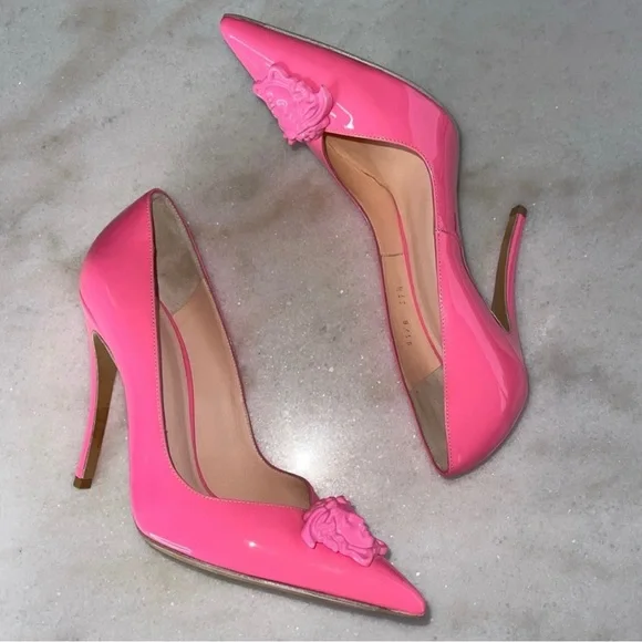 New Versace Pink Palazzo Medusa Patent Leather Pointed Toe Pump in Pink - Picture 8 of 17